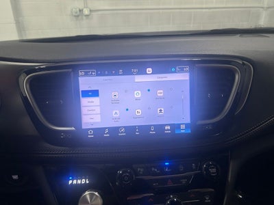 2024 Chrysler Pacifica Pinnacle AWD
