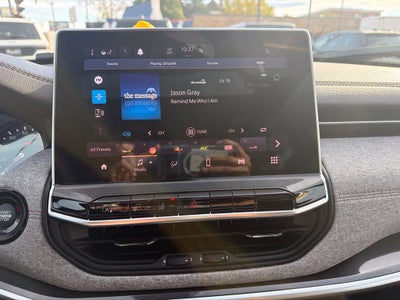 2023 Jeep Compass Latitude Lux FWD