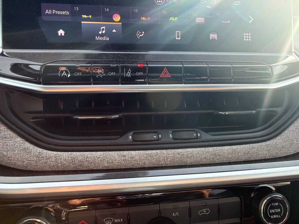 2023 Jeep Compass Latitude Lux FWD
