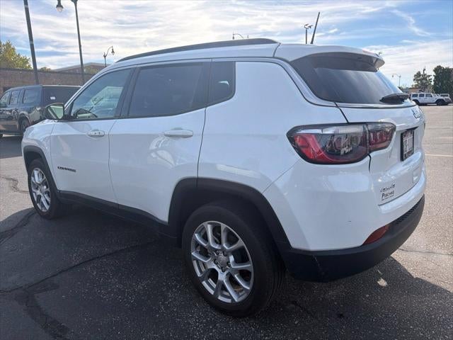 2023 Jeep Compass Latitude Lux FWD