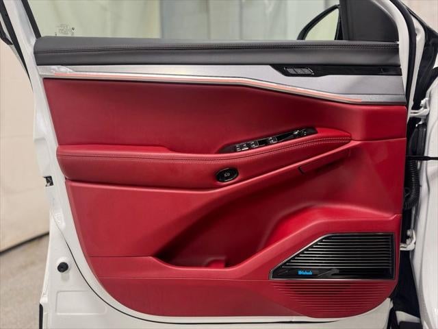 2024 Jeep Wagoneer S Launch Edition