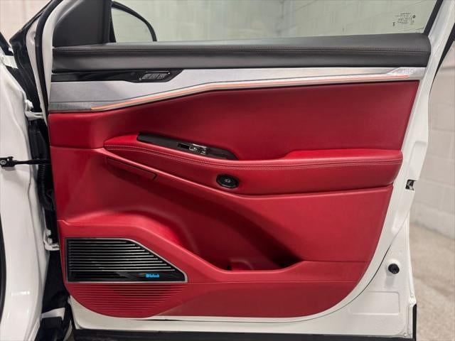 2024 Jeep Wagoneer S Launch Edition