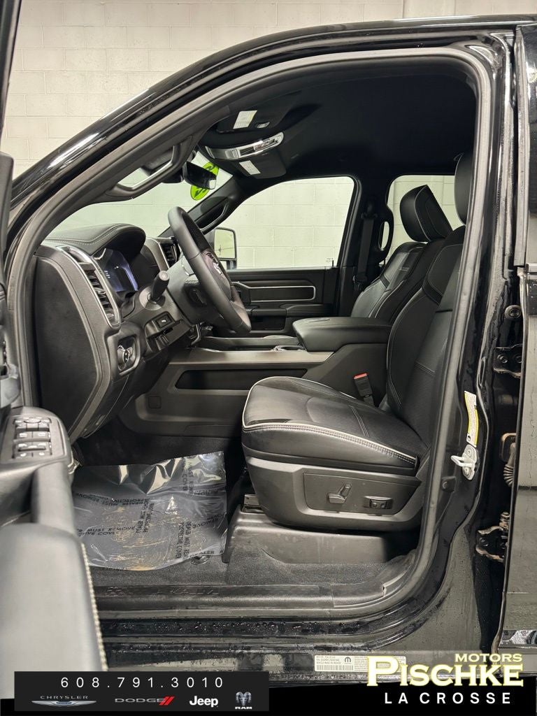 2025 RAM 2500 Laramie Crew Cab 4x4 6'4' Box