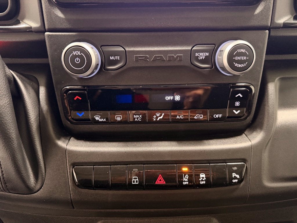 2025 RAM ProMaster 2500 Base 136 WB