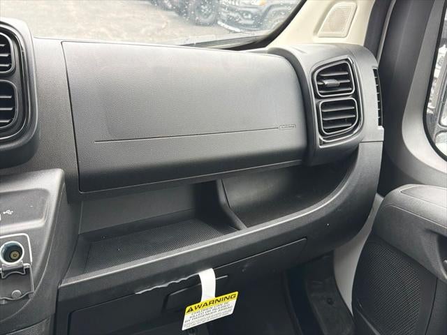 2025 RAM ProMaster 2500 Base 136 WB