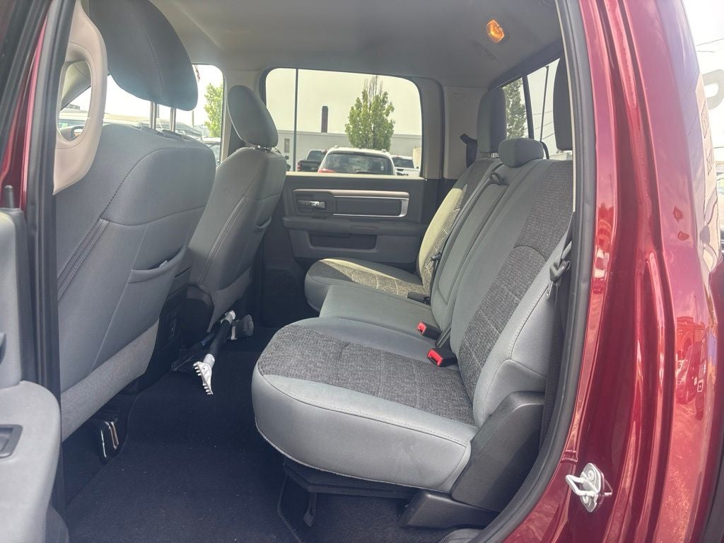2018 RAM RAM 1500 Big Horn Crew Cab 4x4 5'7' Box
