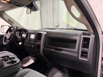 2017 RAM 2500 Tradesman Crew Cab 4x4 6'4' Box