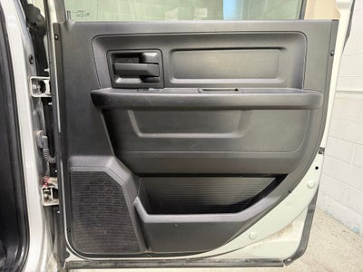 2017 RAM 2500 Tradesman Crew Cab 4x4 6'4' Box