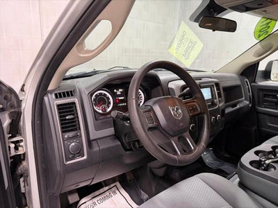 2017 RAM 2500 Tradesman Crew Cab 4x4 6'4' Box
