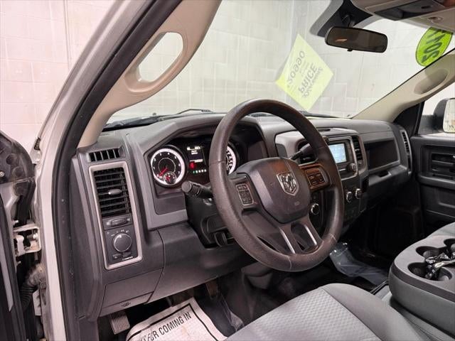 2017 RAM 2500 Tradesman Crew Cab 4x4 6'4' Box