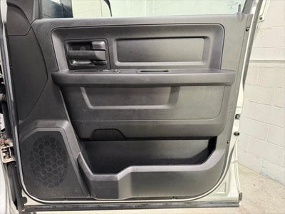 2017 RAM 2500 Tradesman Crew Cab 4x4 6'4' Box