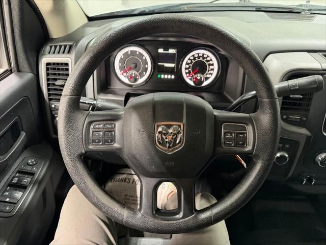 2017 RAM 2500 Tradesman Crew Cab 4x4 6'4' Box