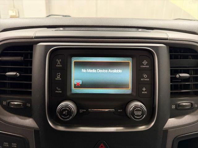 2017 RAM 2500 Tradesman Crew Cab 4x4 6'4' Box