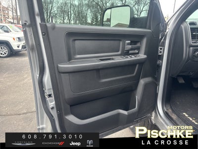 2021 RAM 2500 Tradesman Crew Cab 4x4 6'4' Box