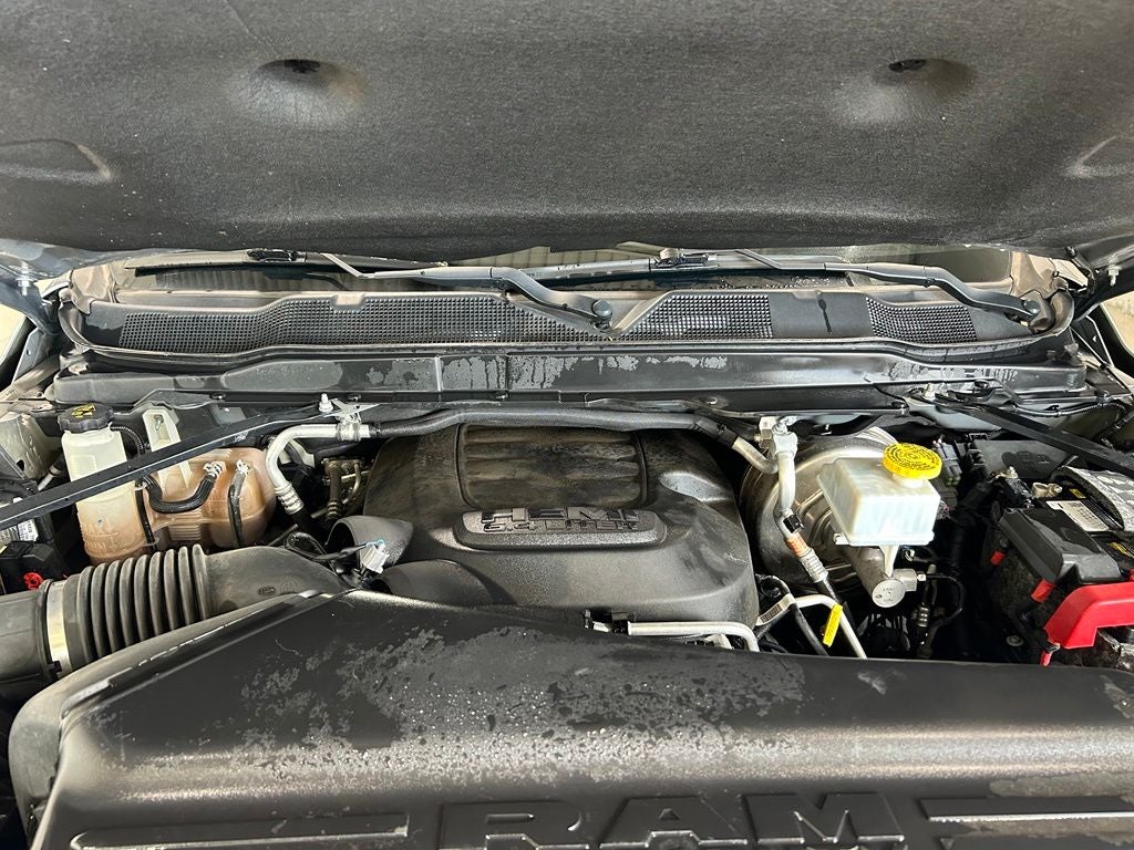 2020 RAM 2500 Tradesman Crew Cab 4x4 6'4' Box