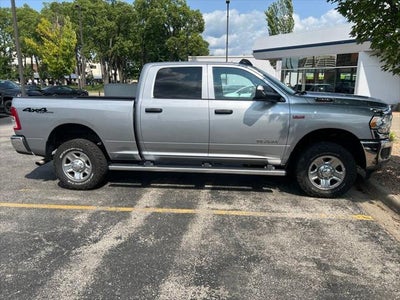 2020 RAM 2500 Tradesman Crew Cab 4x4 6'4' Box