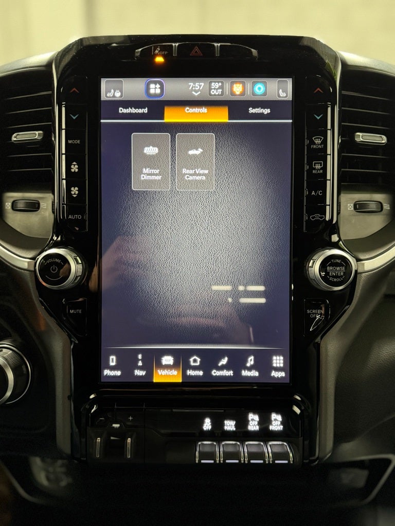 2024 RAM 2500 Big Horn Crew Cab 4x4 6'4' Box