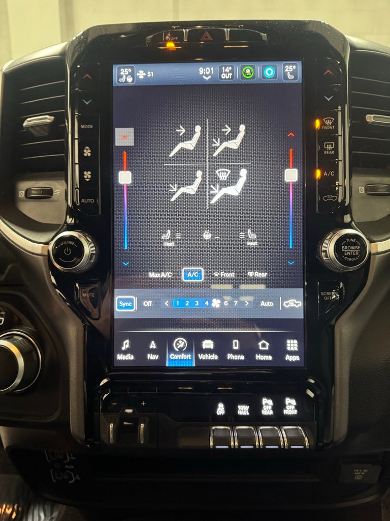 2024 RAM 2500 Big Horn Crew Cab 4x4 6'4' Box