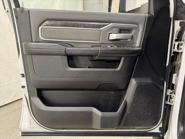 2021 RAM 2500 Big Horn Crew Cab 4x4 6'4' Box