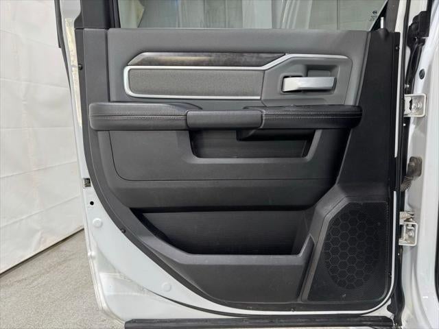 2021 RAM 2500 Big Horn Crew Cab 4x4 6'4' Box