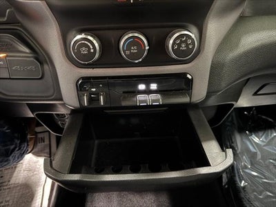 2021 RAM 2500 Big Horn Crew Cab 4x4 6'4' Box