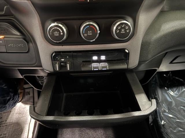 2021 RAM 2500 Big Horn Crew Cab 4x4 6'4' Box