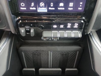 2025 RAM 2500 Laramie Crew Cab 4x4 6'4' Box