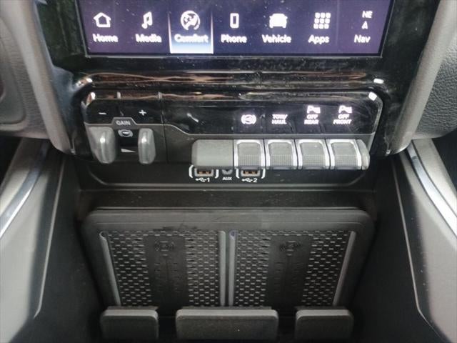 2025 RAM 2500 Laramie Crew Cab 4x4 6'4' Box