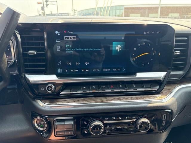 2023 Chevrolet Silverado 1500 4WD Crew Cab Short Bed LT Trail Boss