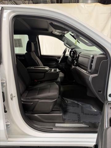 2024 Chevrolet Silverado 1500 4WD Crew Cab Short Bed LT with 2FL