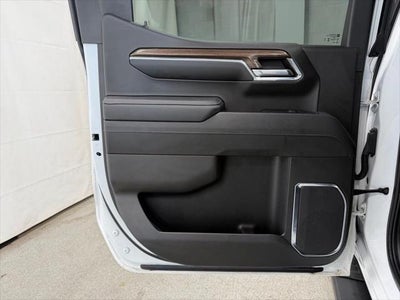 2024 Chevrolet Silverado 1500 4WD Crew Cab Short Bed LT with 2FL