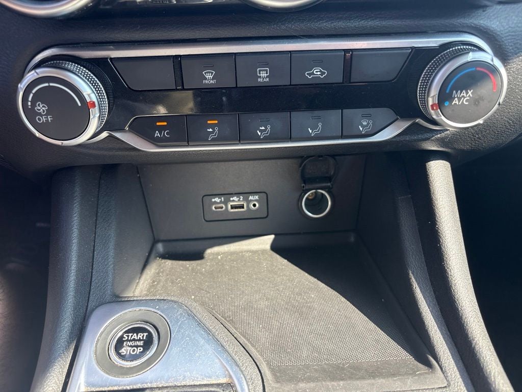 2023 Nissan Sentra SV Xtronic CVT