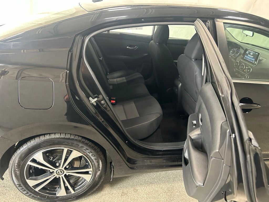 2023 Nissan Sentra SV Xtronic CVT