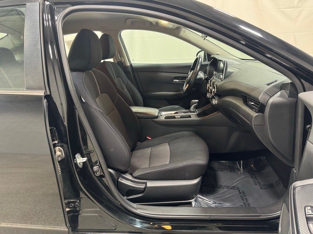 2021 Nissan Sentra SV Xtronic CVT