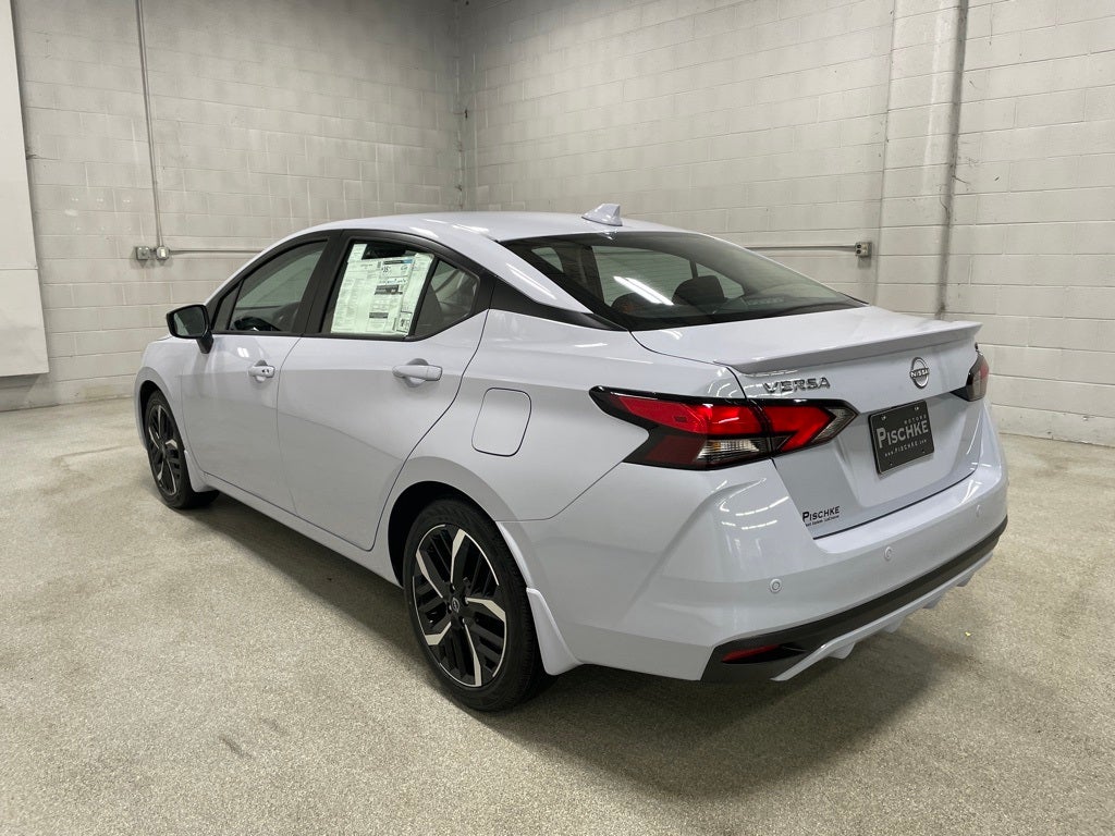 2025 Nissan Versa 1.6 SR