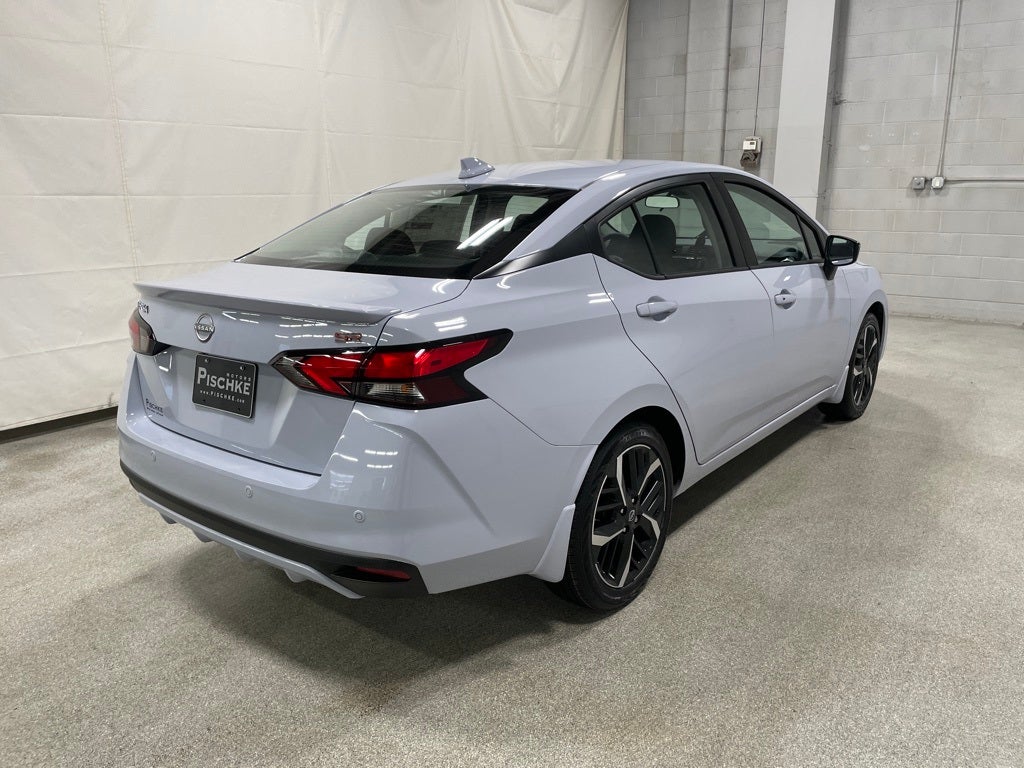 2025 Nissan Versa 1.6 SR