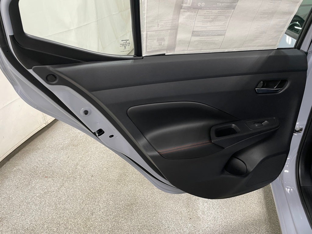 2025 Nissan Versa 1.6 SR