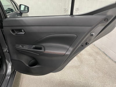 2025 Nissan Versa 1.6 SR