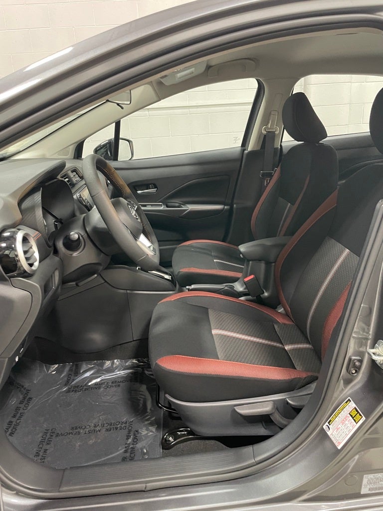 2025 Nissan Versa 1.6 SR