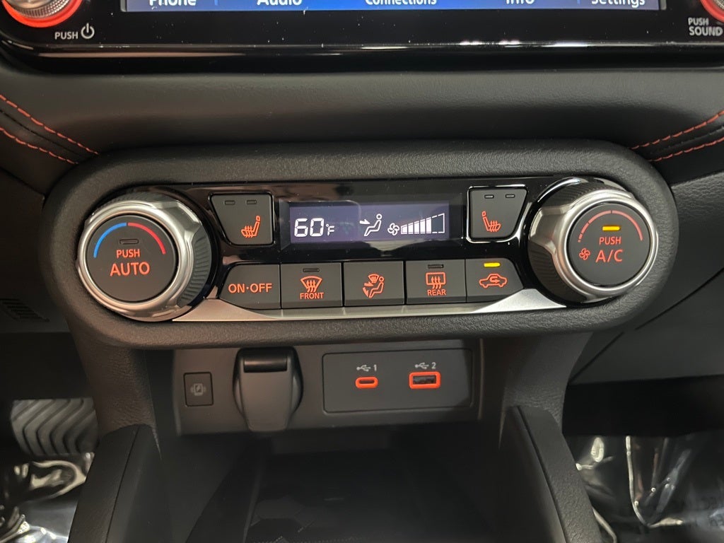 2025 Nissan Versa 1.6 SR