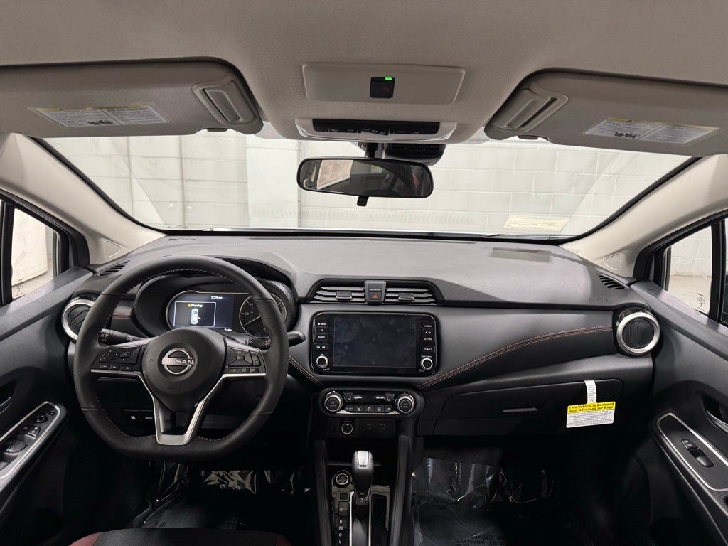 2025 Nissan Versa 1.6 SR