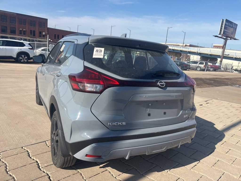 2024 Nissan Kicks SR Xtronic CVT