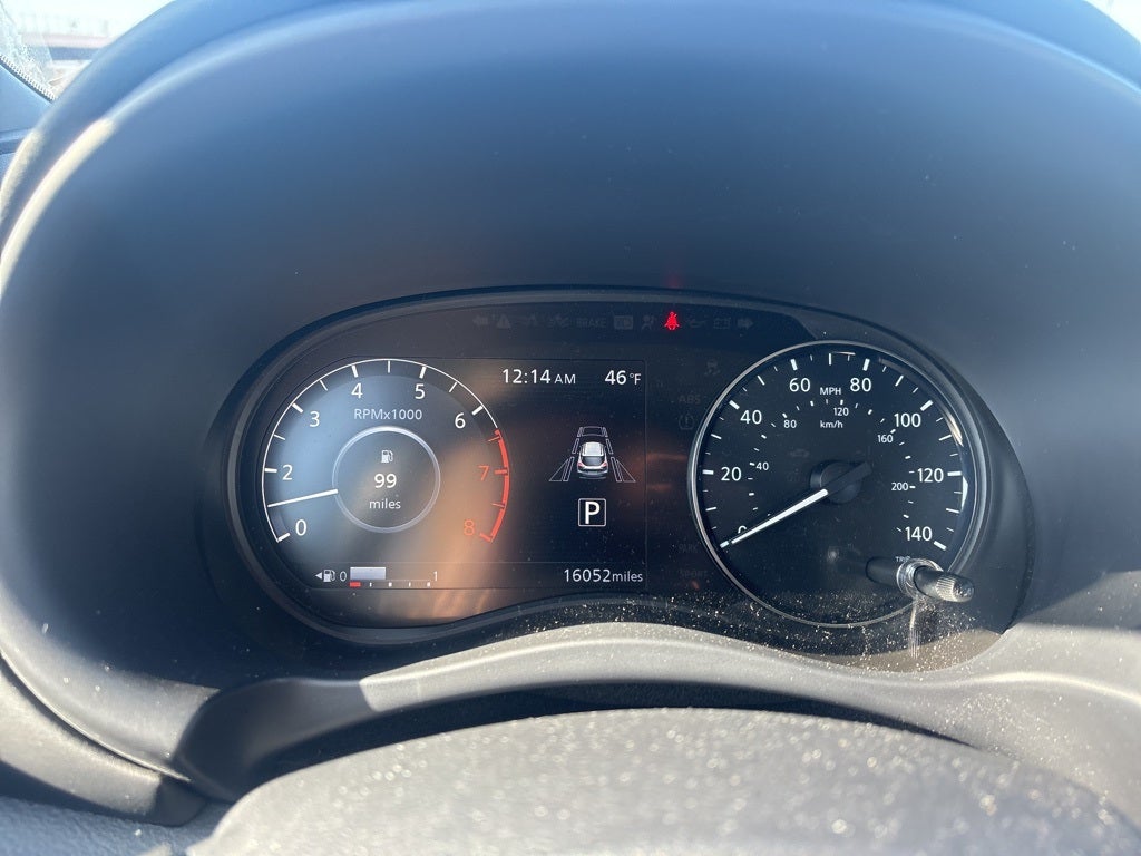 2024 Nissan Kicks SR Xtronic CVT