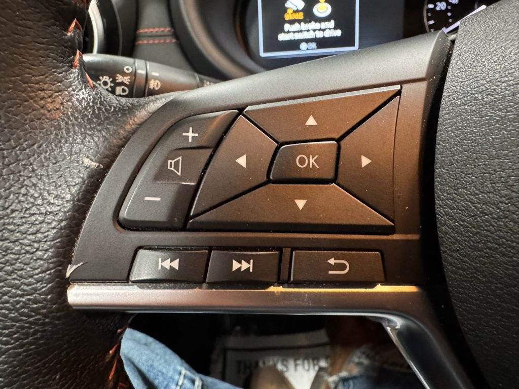 2024 Nissan Kicks SR Xtronic CVT