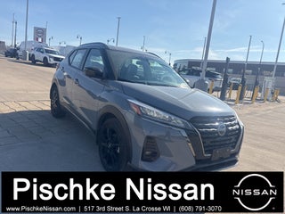 2024 Nissan Kicks SR Xtronic CVT