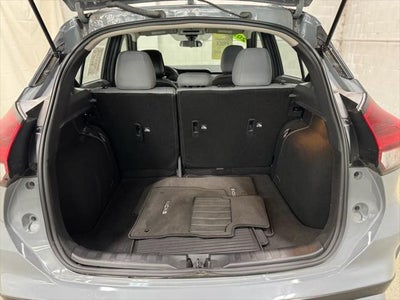 2024 Nissan Kicks SR Xtronic CVT