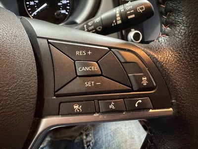 2024 Nissan Kicks SR Xtronic CVT