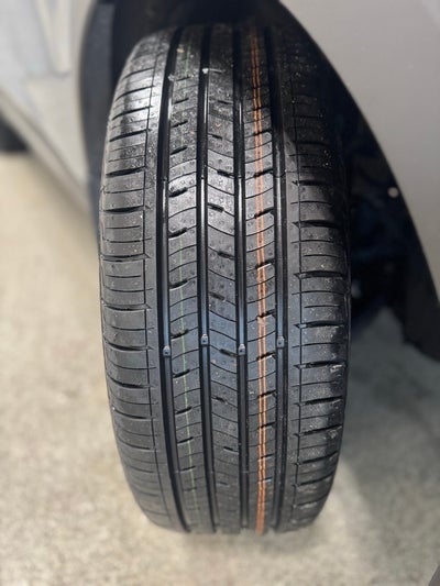 2023 Nissan Kicks SR Xtronic CVT