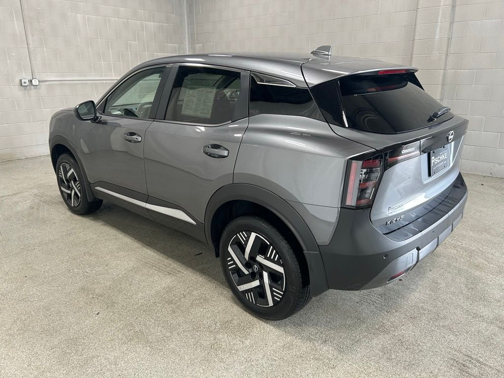 2025 Nissan Kicks SV FWD
