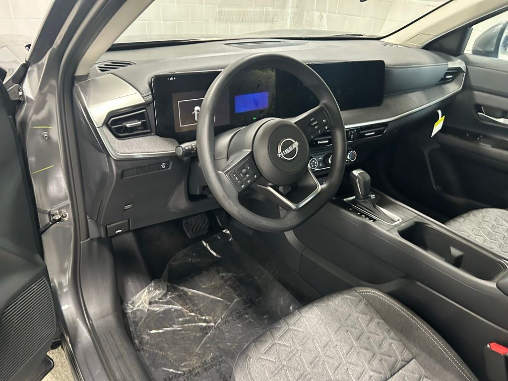 2025 Nissan Kicks SV FWD